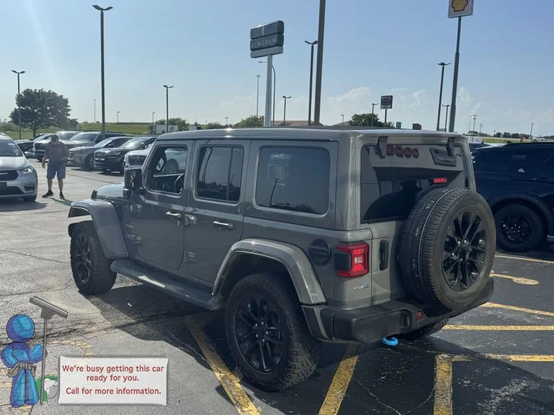 Used 2022 Sting-Gray Clearcoat Jeep Unlimit image 3