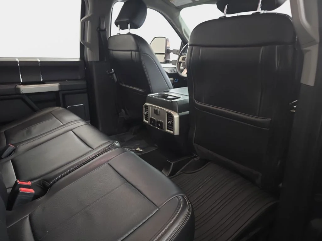 Used 2020 Blue Ford Lariat image 12