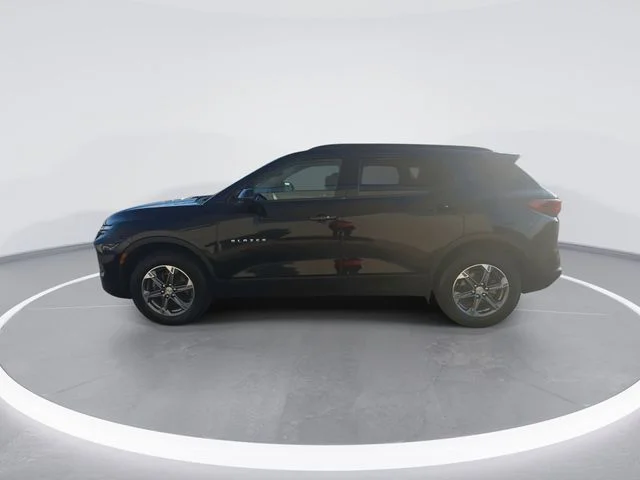 Used 2024 Black Chevrolet LT image 5