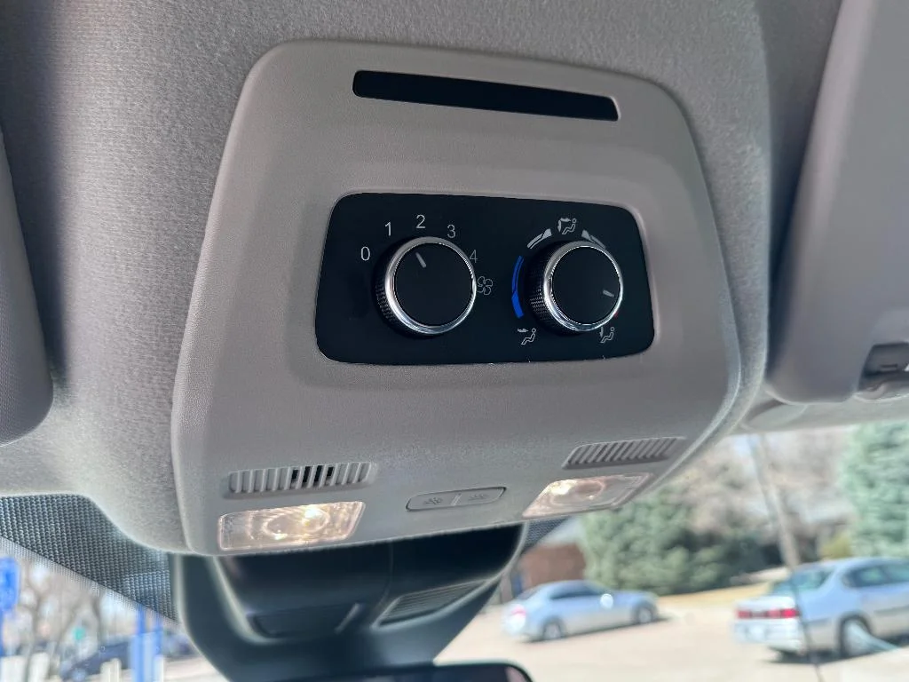 Used 2025 White Ford XL image 7