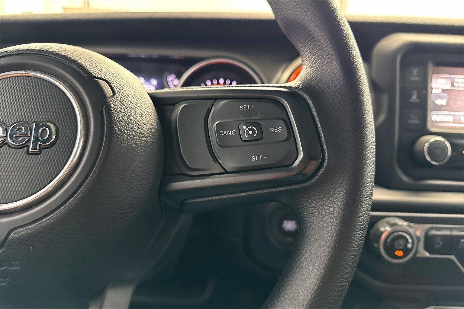 Used 2018 Granite Crystal Metallic Clearcoat Jeep Sport image 11