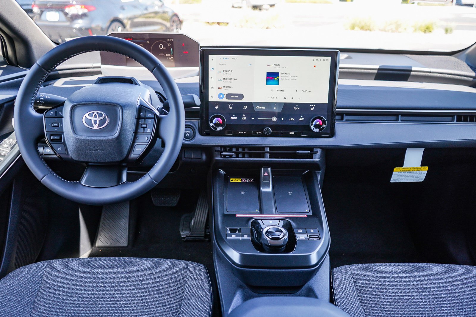 2026 Toyota bZ XLE - Photo 18