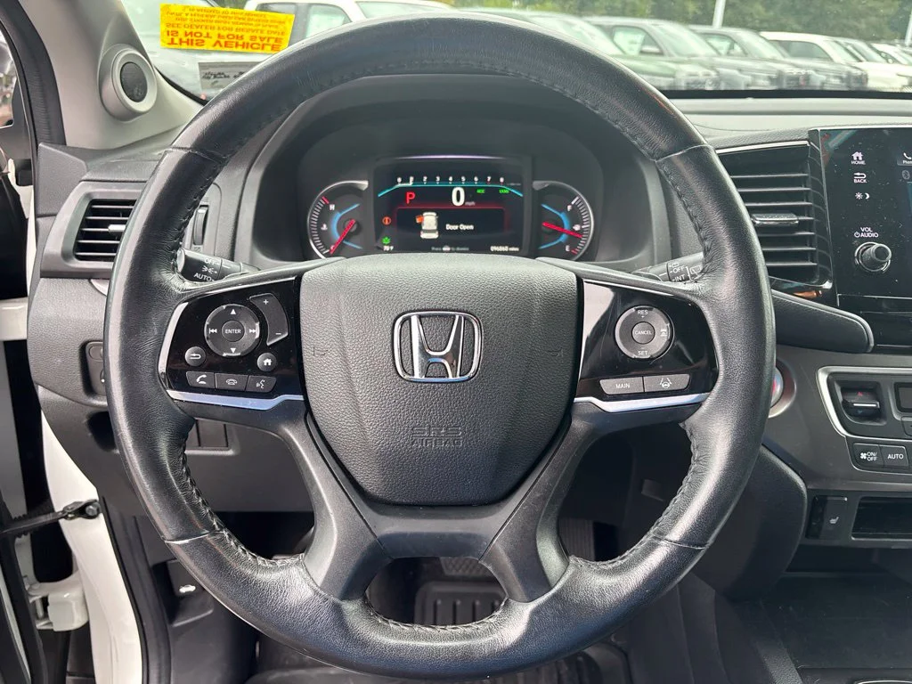 Used 2022 White Honda EX-L image 8