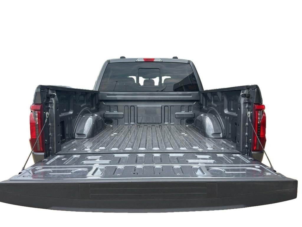 Used 2025 Carbonized Gray Metallic Ford XLT image 6