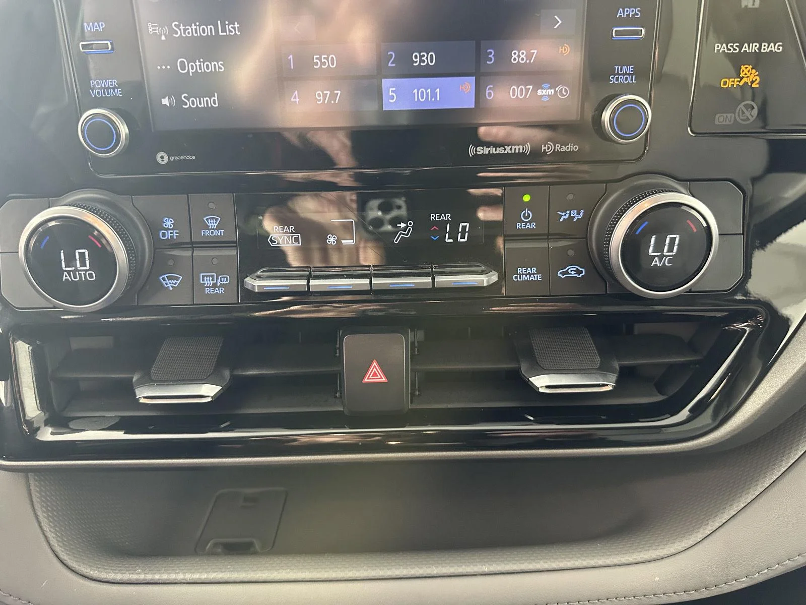 Used 2021 Magnetic Gray Metallic Toyota LE image 4