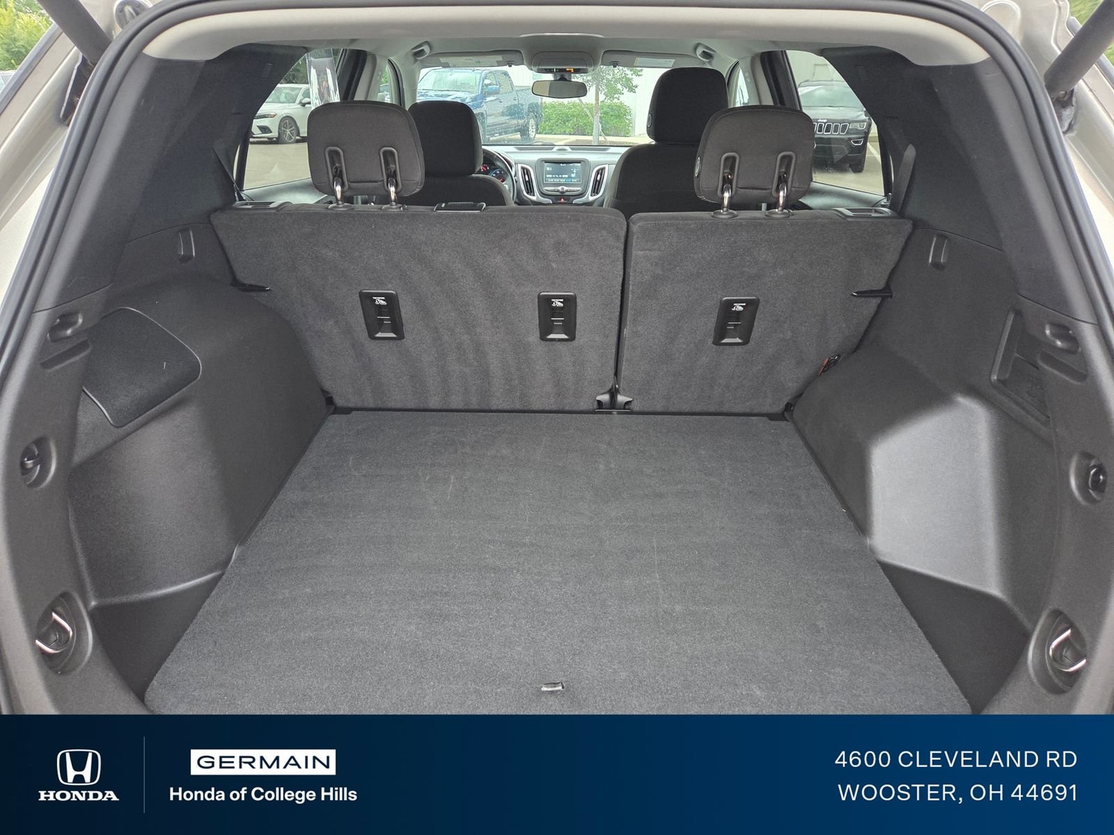 Used 2018 Pepperdust Metallic Chevrolet LT image 18