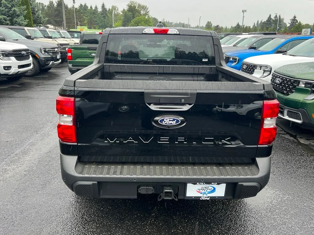 New 2026 Shadow Black Ford XLT image 7