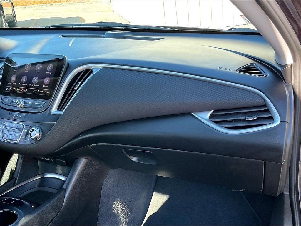 Used 2022 Gray Chevrolet LT image 13