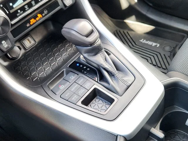 Used 2023 Ice Toyota LE image 21