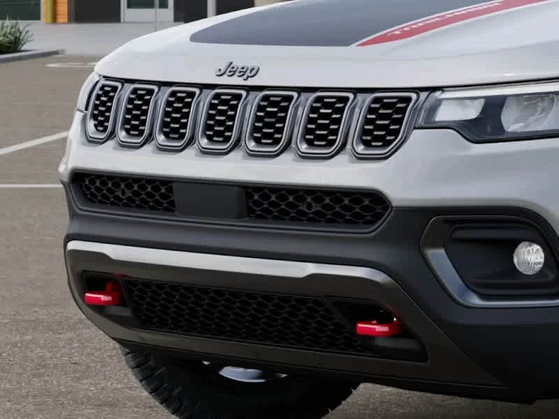 New 2026 Silver Zynith Metallic Clearcoat Jeep Trailhawk image 11