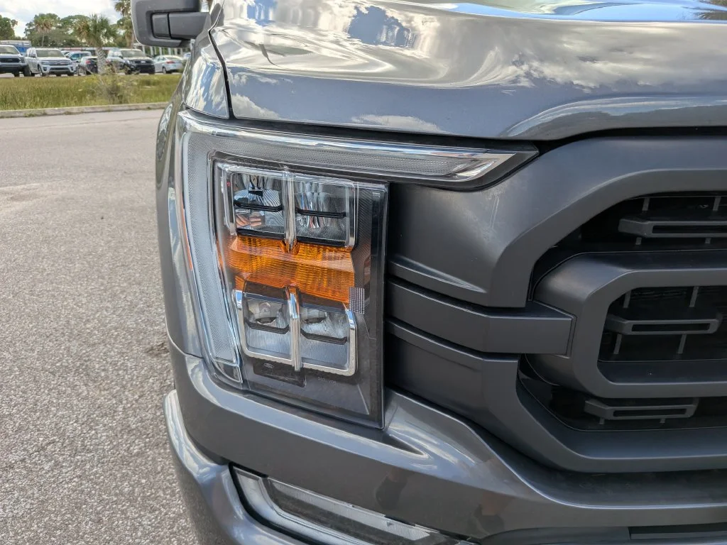 Used 2023 Carbonized Gray Metallic Ford XLT image 12