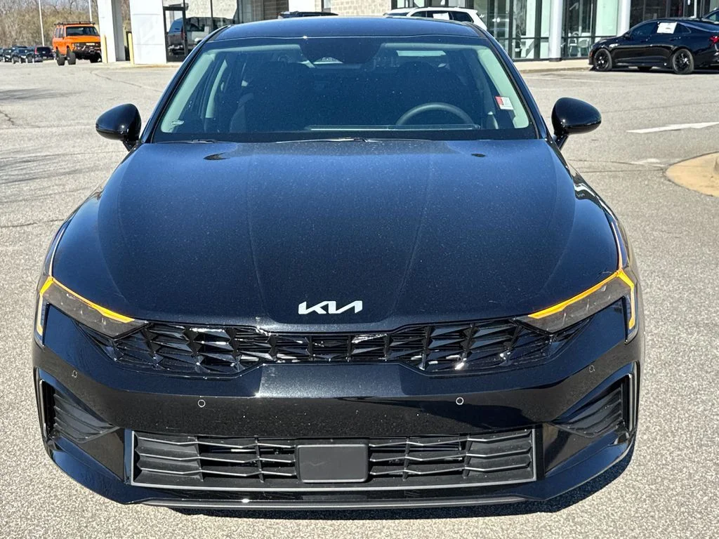 New 2026 Black Kia LXS image 2