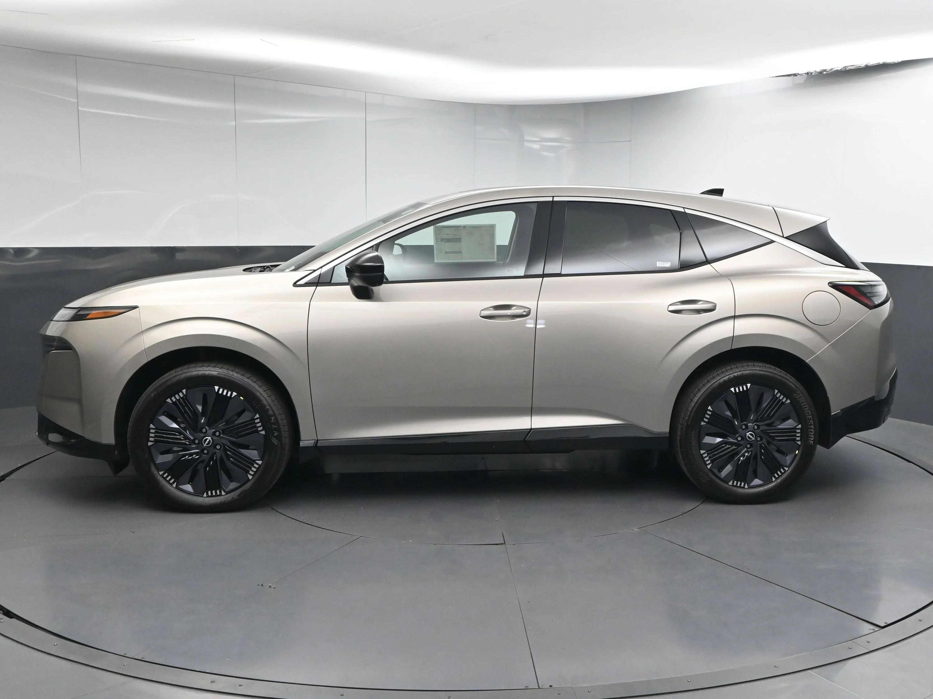 New 2026 Champagne Silver Metallic Nissan Platinum image 4