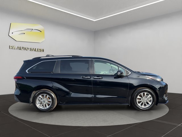 Used 2022 Black Toyota XLE image 8