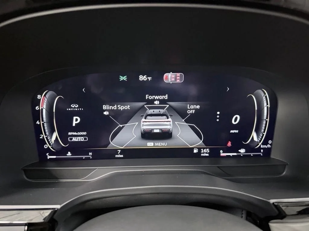 New 2027 RADIANT WHITE INFINITI Luxe AWD image 20