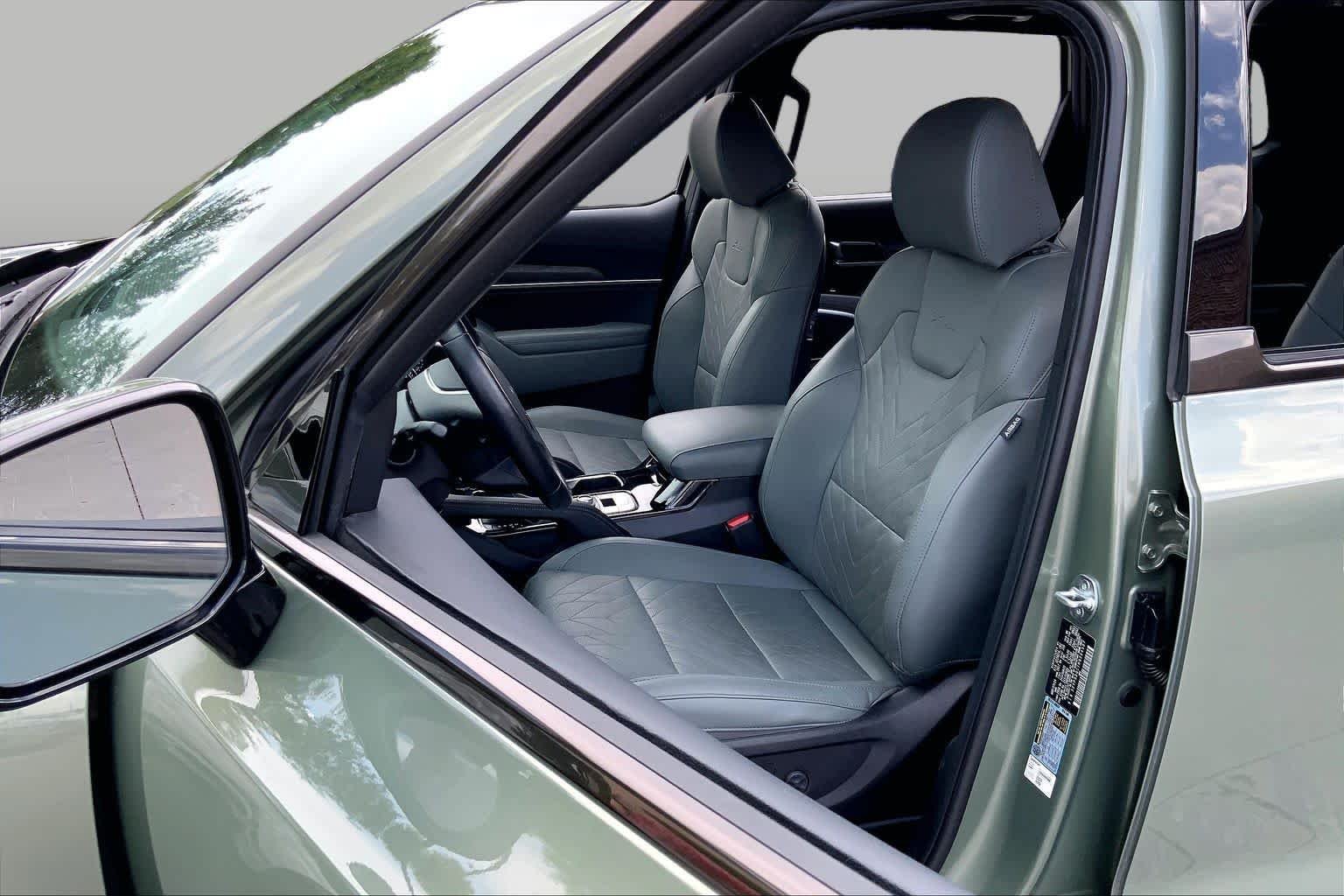 Used 2024 Jungle Green Kia SX X-Line image 8
