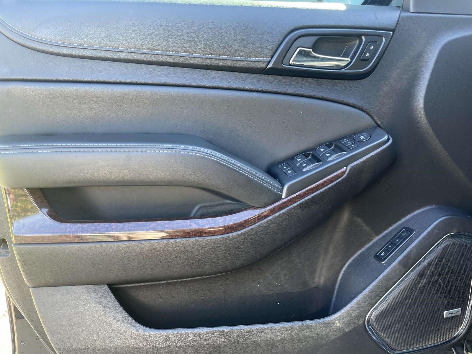 Used 2016 Onyx Black GMC SLT image 18