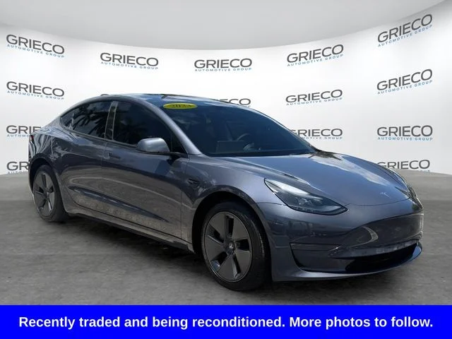 2023 Tesla Model 3 -'s photo