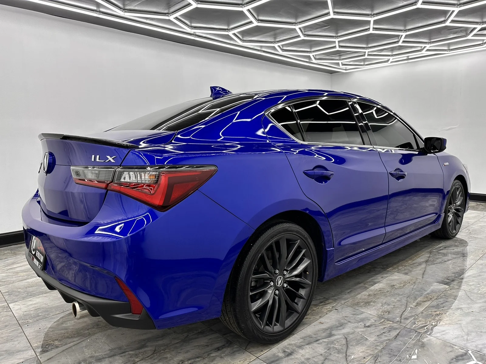 Used 2021 Apex Blue Pearl Acura w/Premium/A-SPEC Package image 9