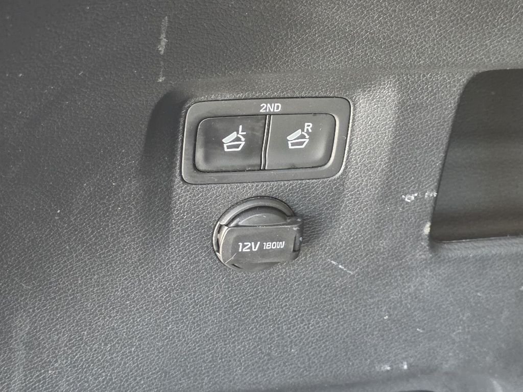 Used 2022 Purple Kia EX image 14