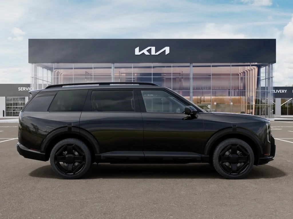 New 2027 Ebony Black Kia X-Line SX image 7