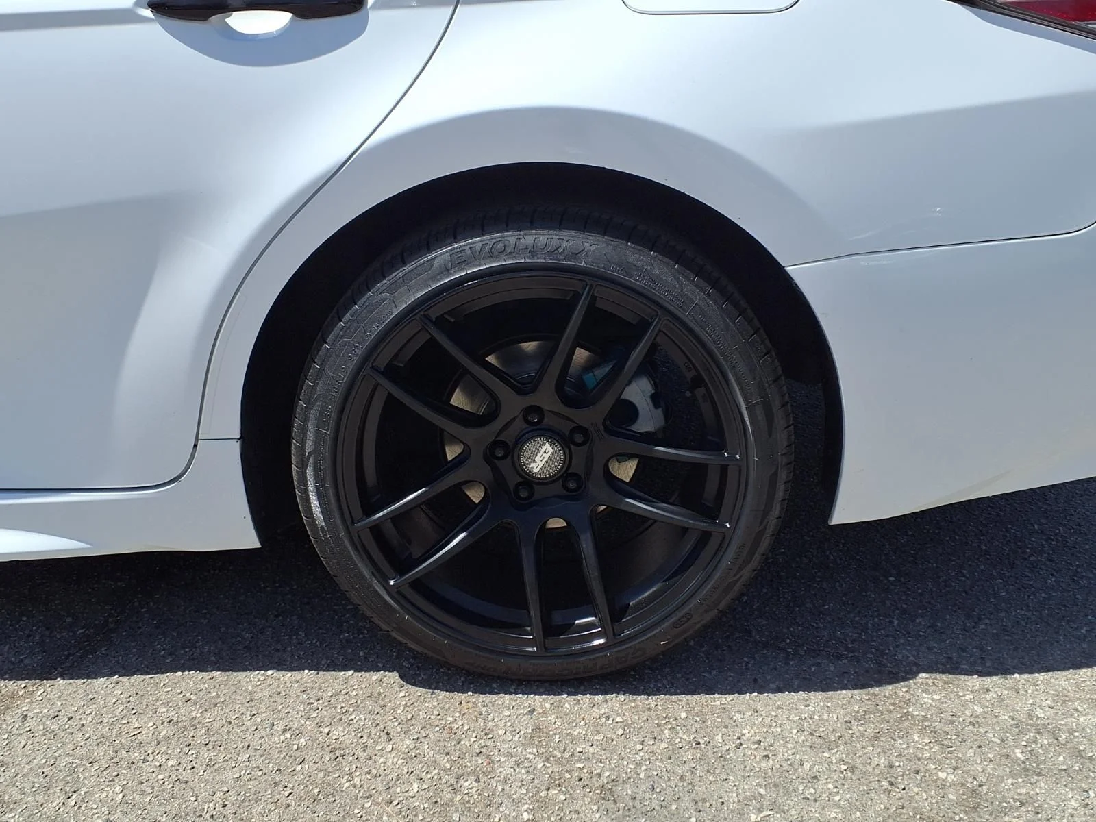 Used 2020 White Toyota SE Nightshade image 4