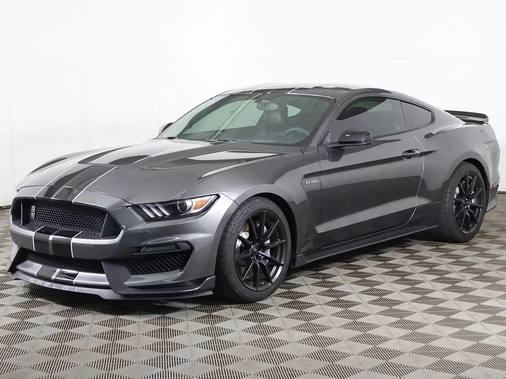 Used 2017 Magnetic Ford Shelby GT350 image 6