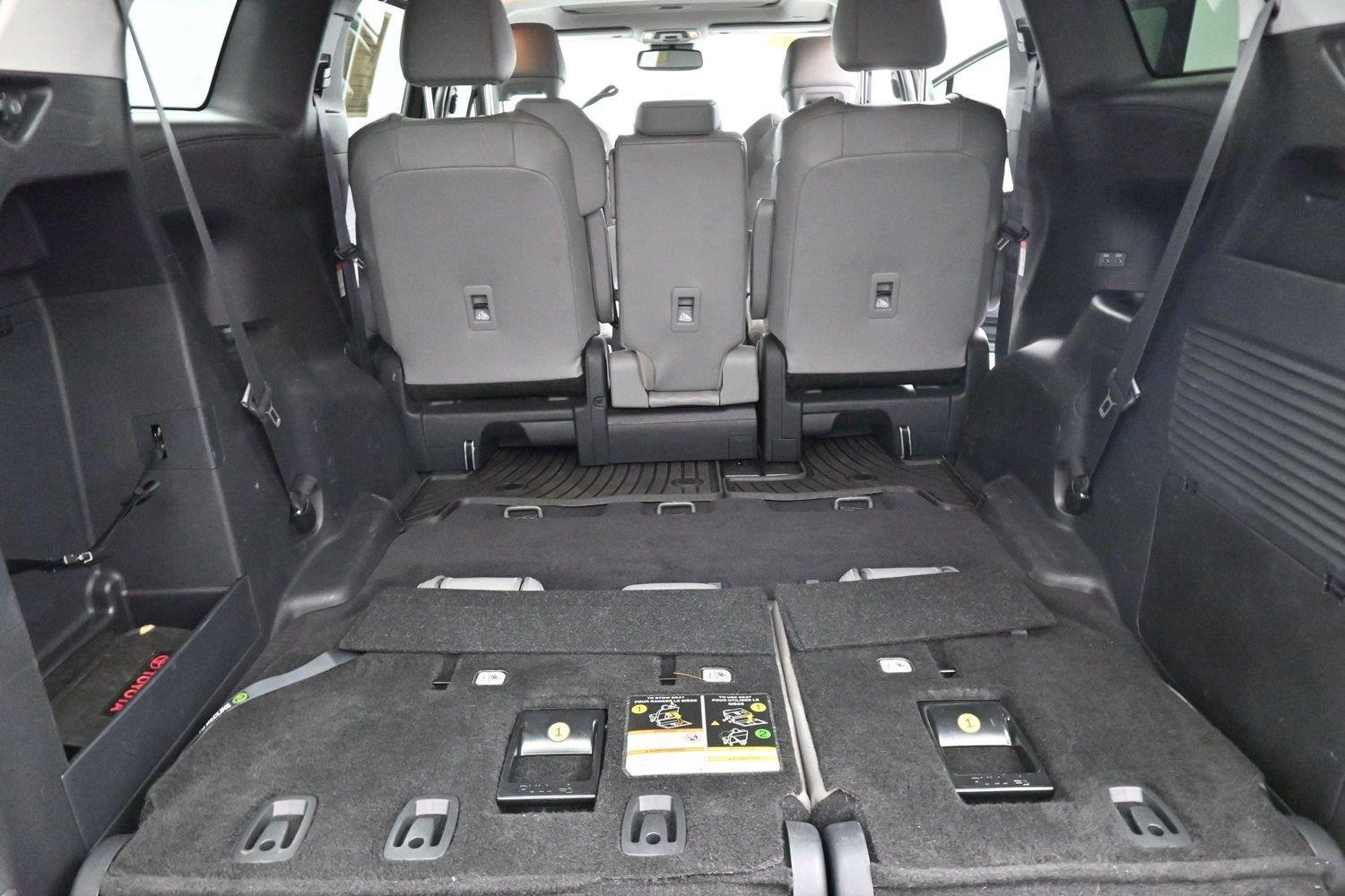 Used 2025 Cypress Toyota XLE 8-Passenger image 8
