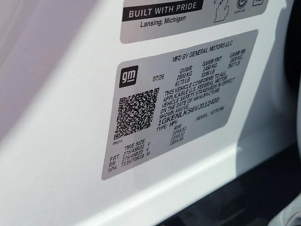 New 2027 Summit White GMC Denali image 28