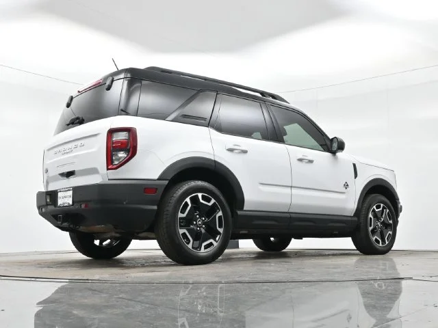 Used 2022 Oxford White Ford Outer Banks image 29