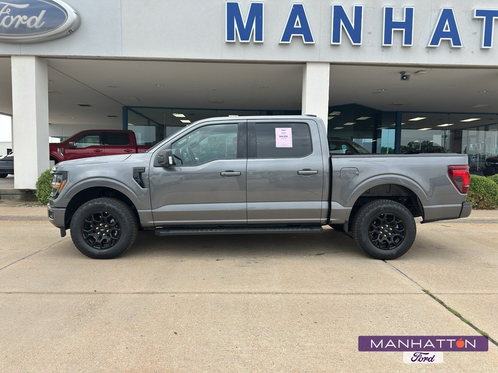 Used 2025 Carbonized Gray Metallic Ford XLT image 1