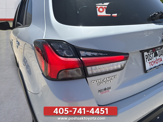 Used 2023 White Mitsubishi 2.0 LE image 13