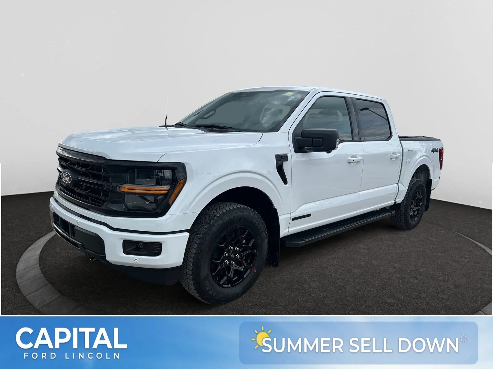 New 2026 Oxford White Ford XLT image 1