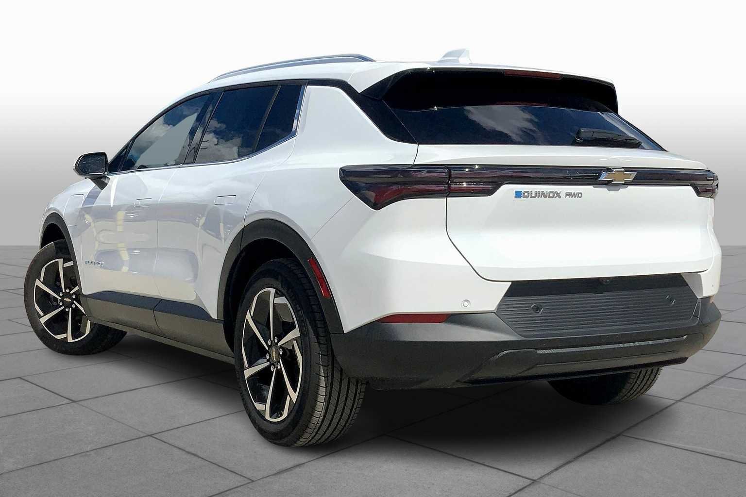 2026 Chevrolet Equinox EV 2LT - Photo 12