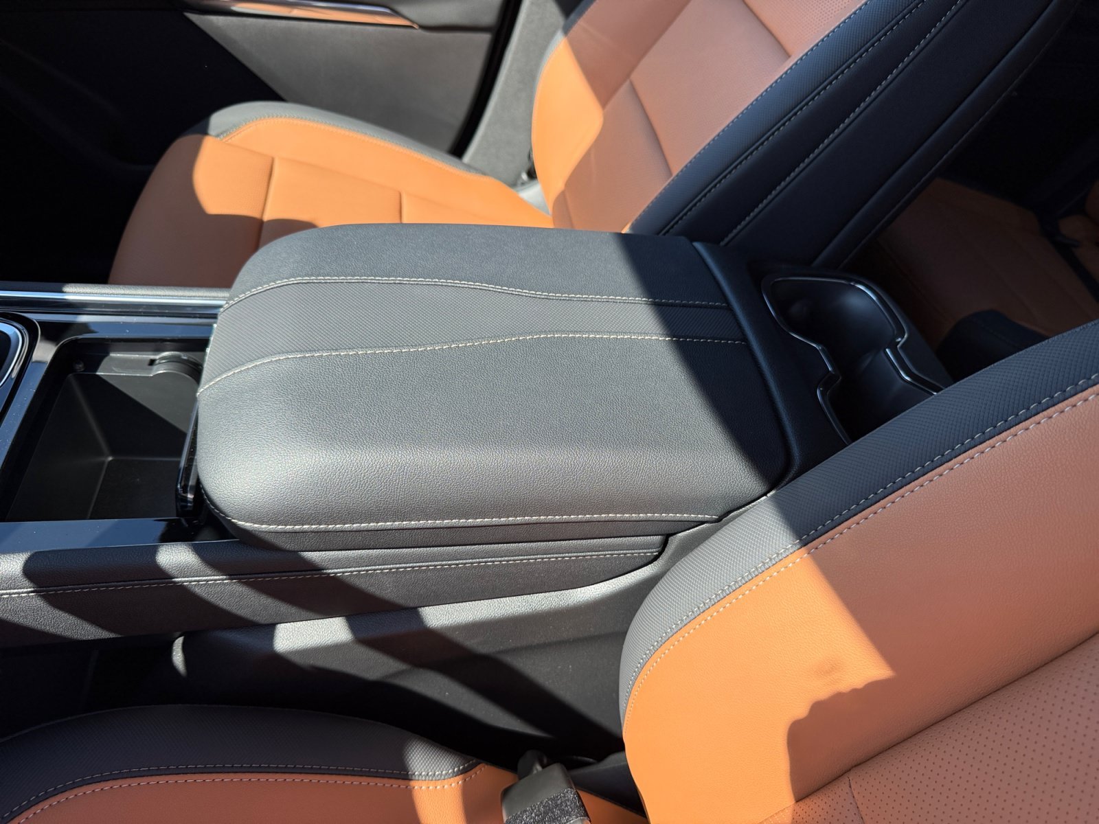 2027 Chevrolet Traverse Z71 - Photo 14