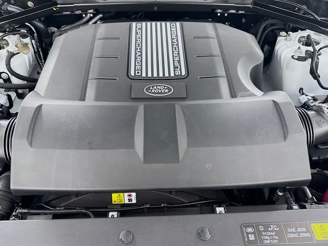 2026 Land Rover Defender V8 - Photo 33