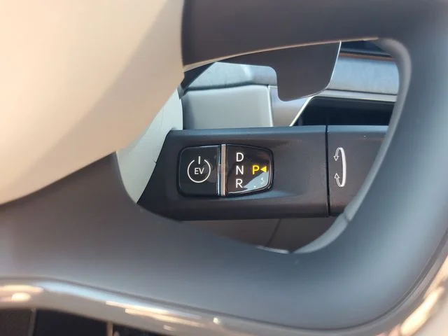 New 2026 Ebony Black Kia Land AWD image 28