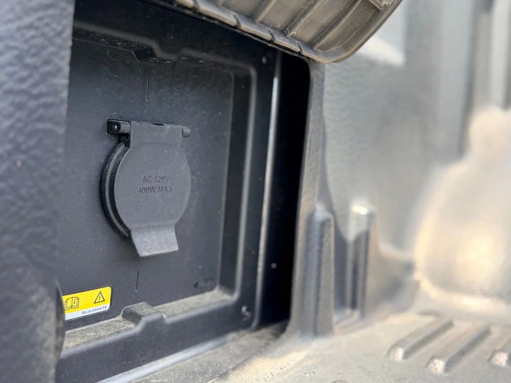 Used 2024 Gray Ford XLT image 11