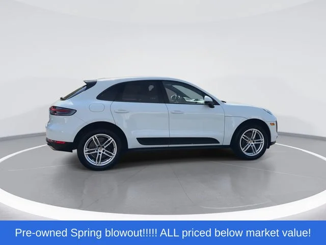 Used 2019 White Porsche SUV image 8