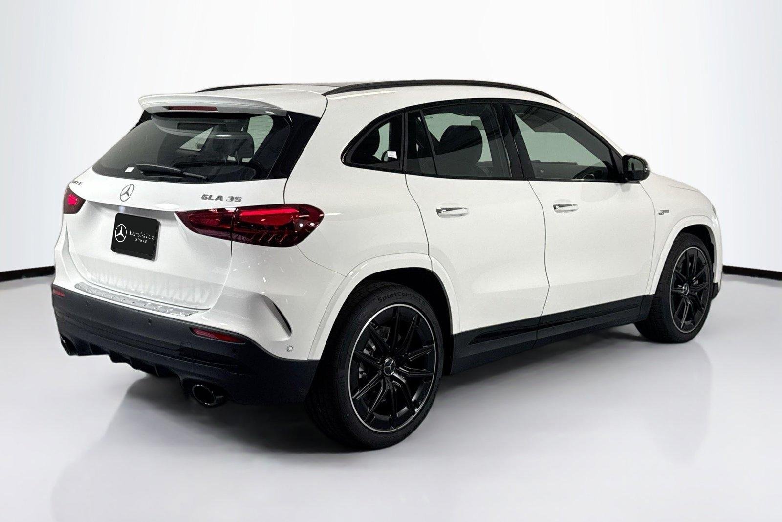New 2026 Polar White Mercedes-Benz AMG® GLA 35 image 5