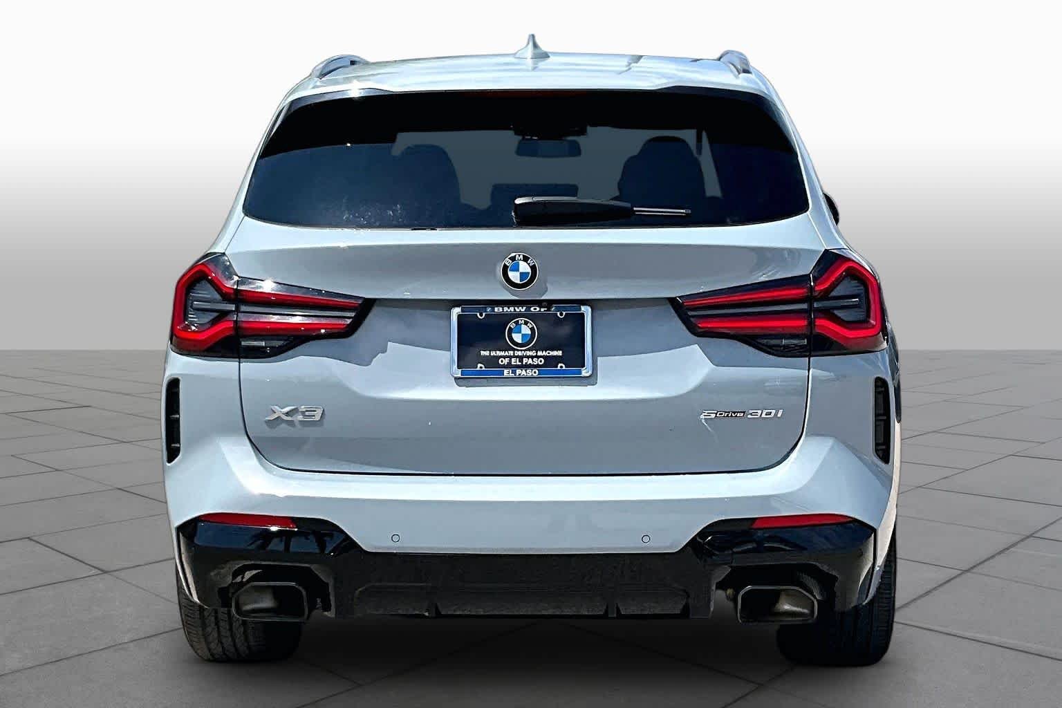 Used 2023 Brooklyn Grey Metallic BMW sDrive30i image 4
