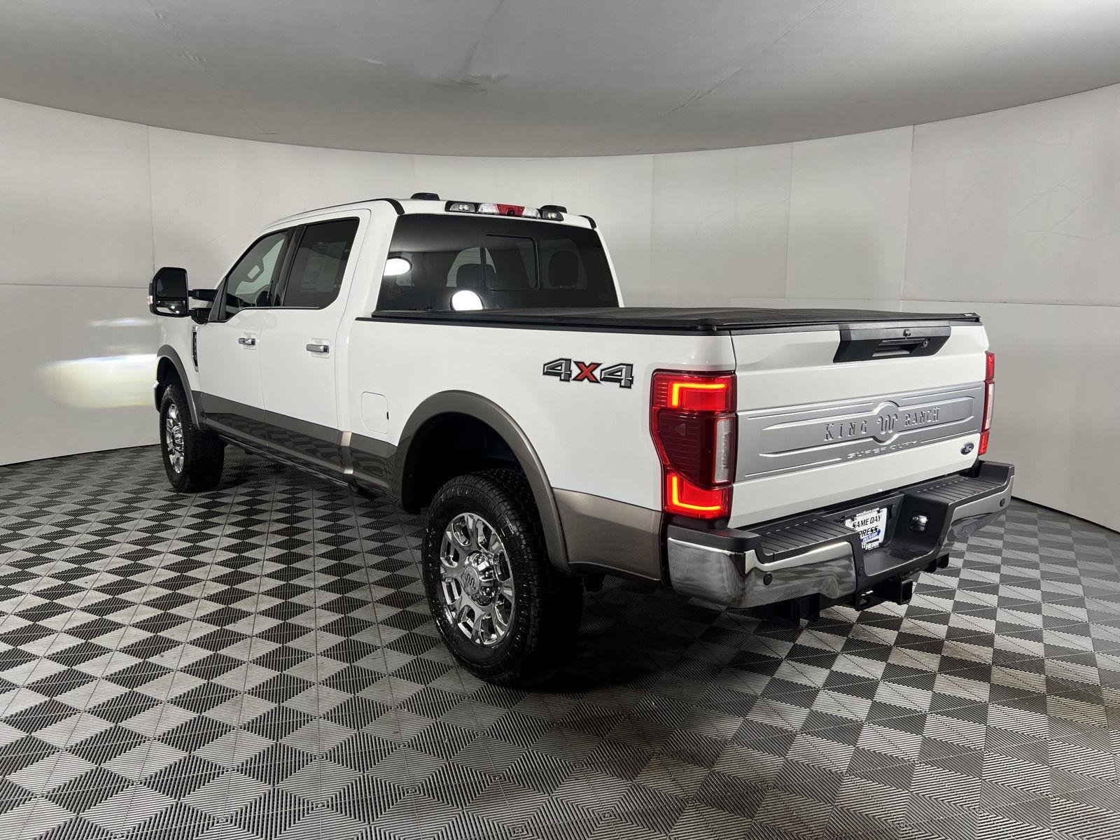 Used 2022 Star White Metallic Tri-Coat/Stone Gray Ford King Ranch image 10