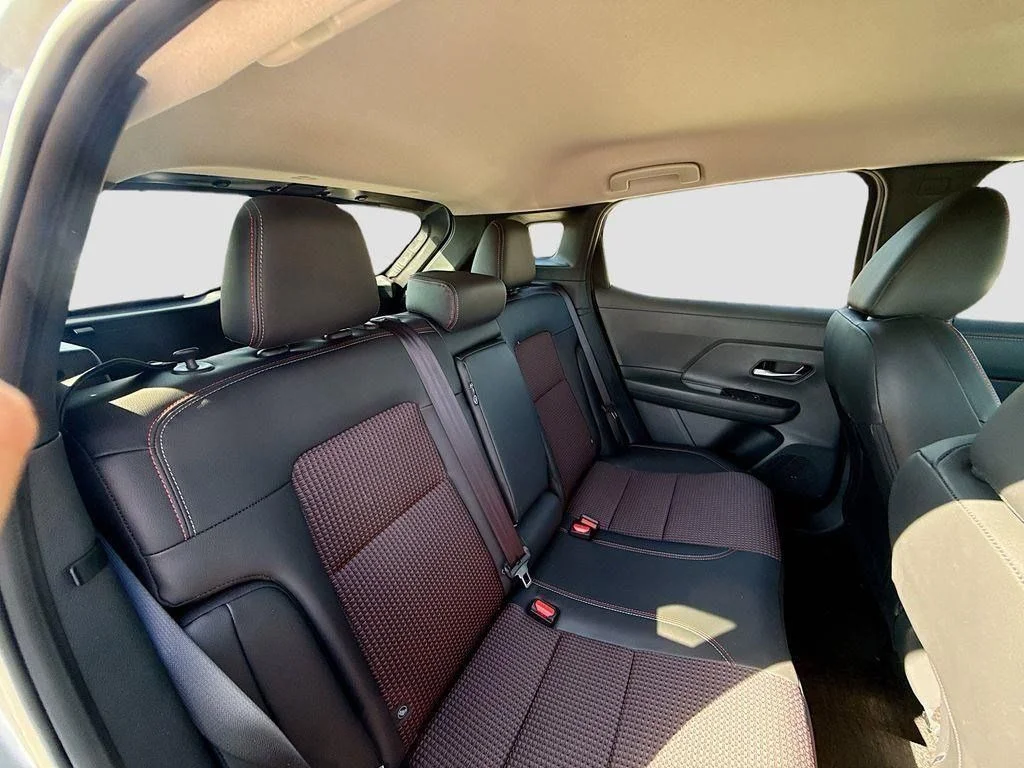 New 2026 Gray Nissan SR image 24