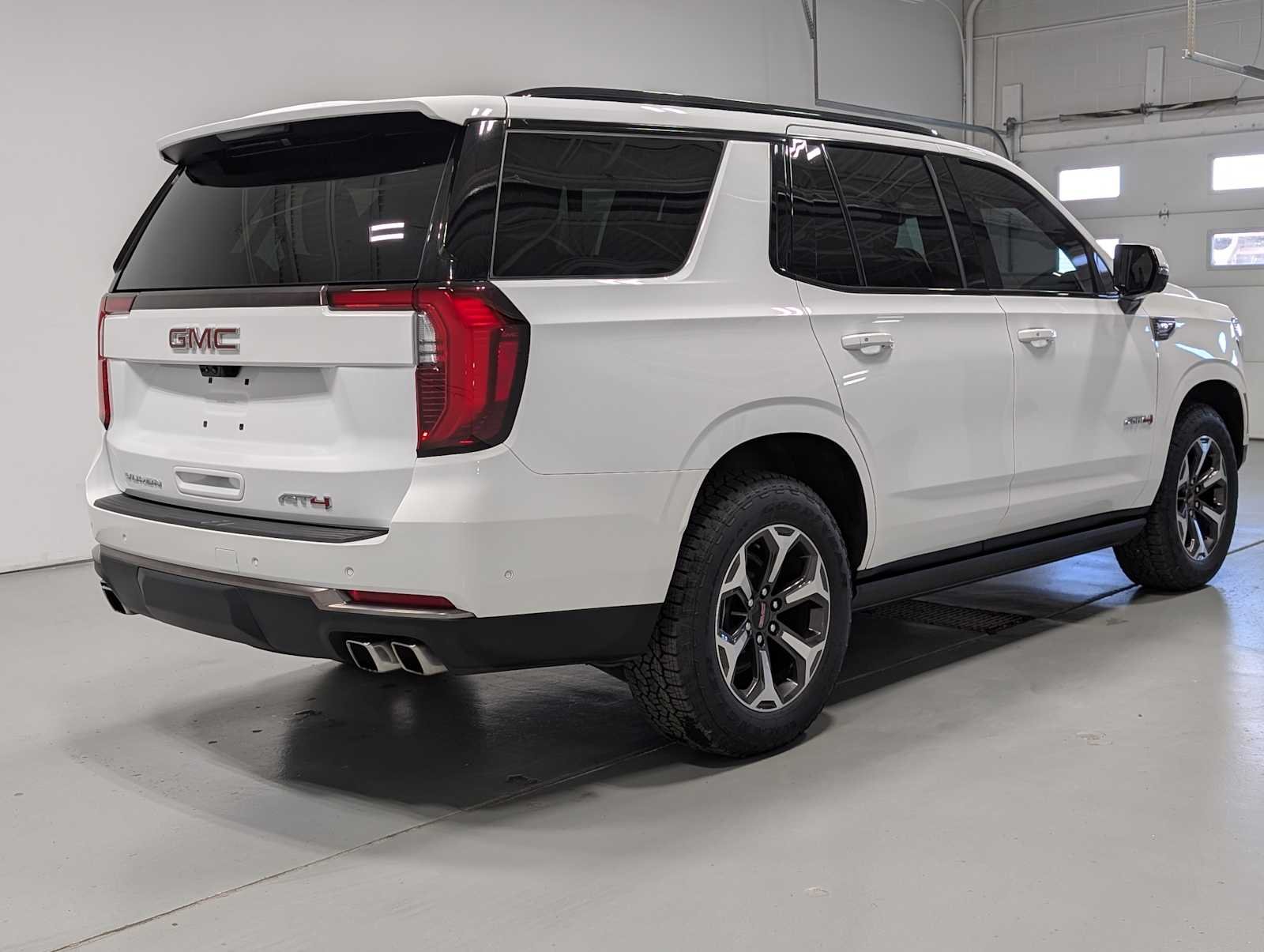 Used 2025 Summit White GMC AT4 Ultimate image 8