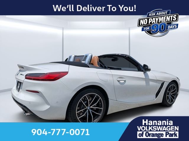 Used 2020 White BMW sDrive30i image 3