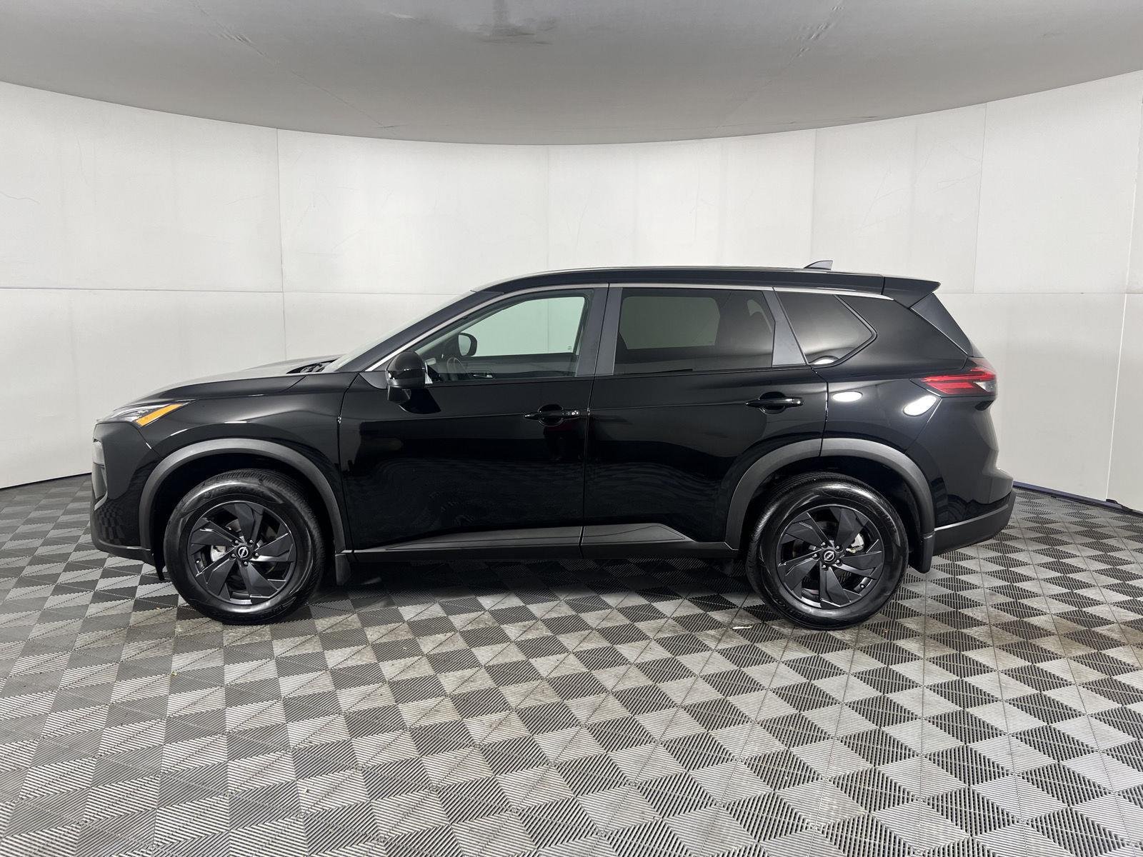 Certified Used 2026 Super Black Nissan SV image 27