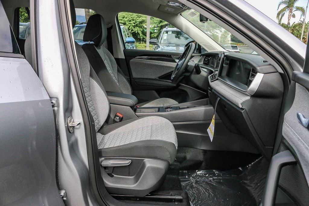 New 2026 Silver Volkswagen 2.0T S image 17