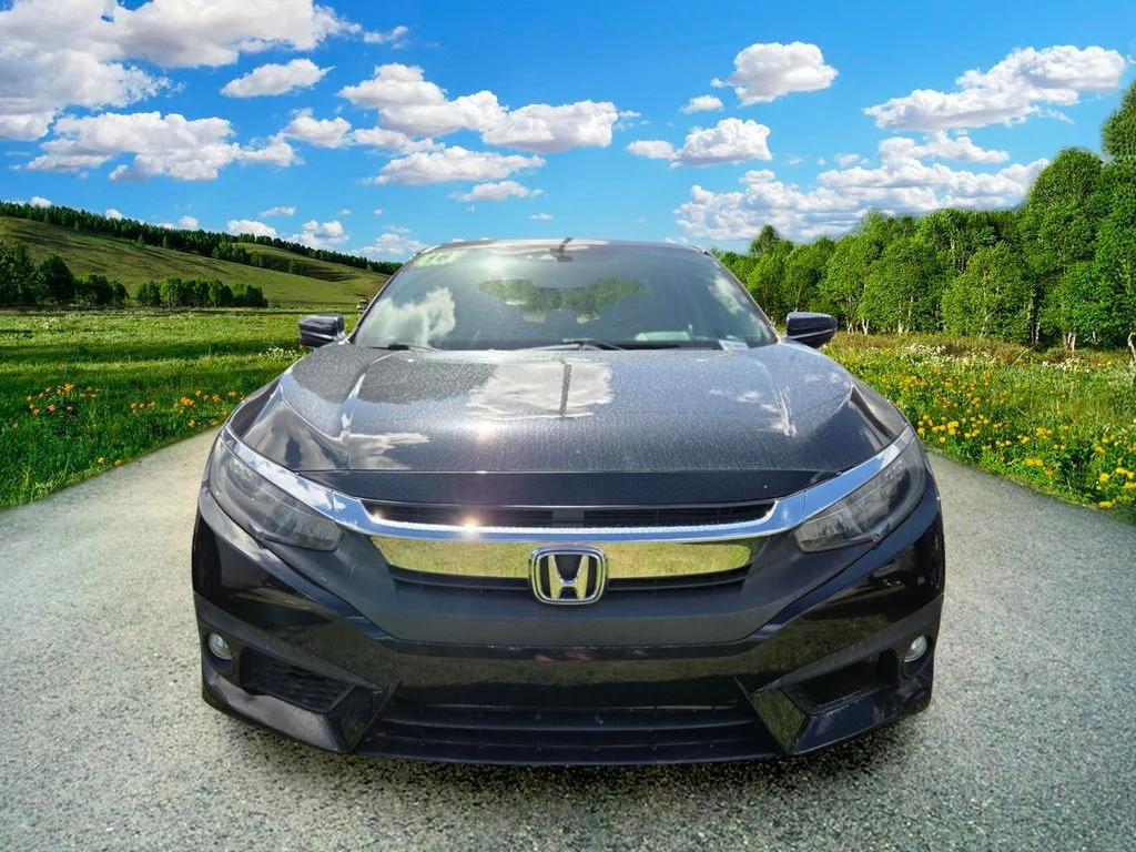 Used 2016 Black Honda Touring image 2