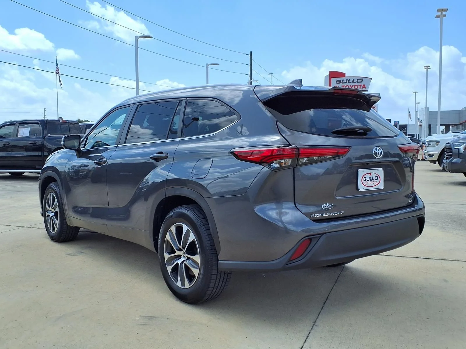 Used 2023 Gray Toyota XLE image 2