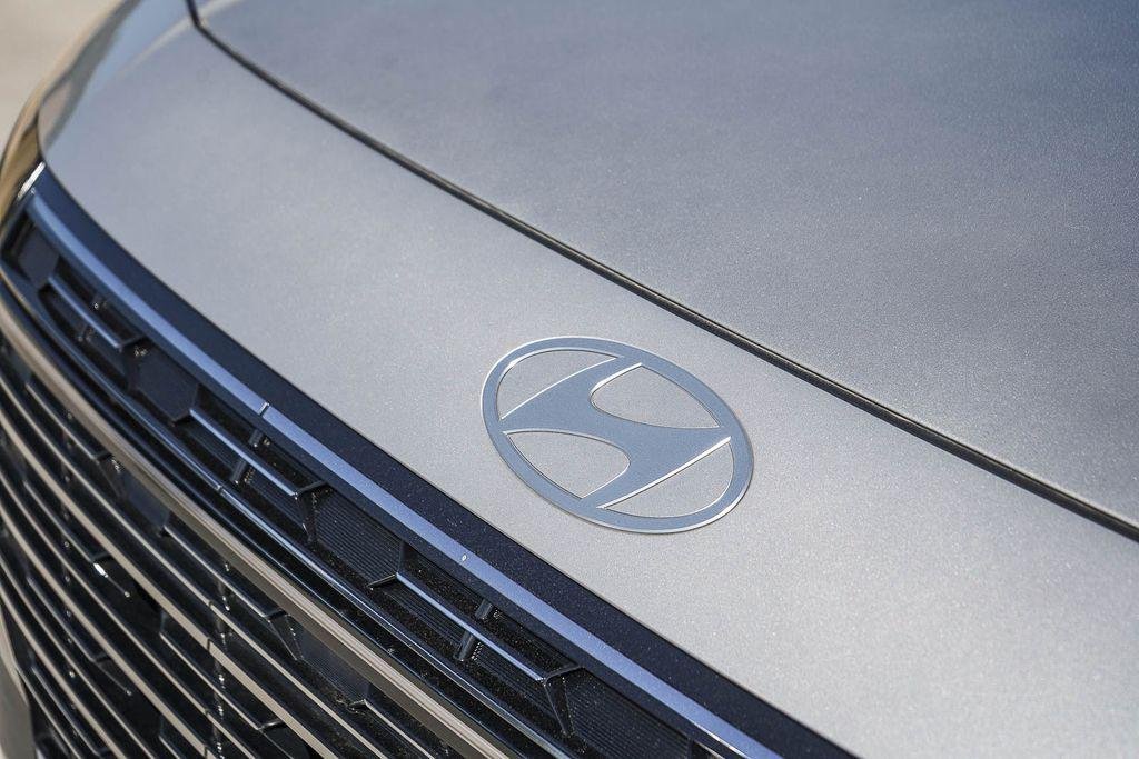New 2026 Silver Hyundai Calligraphy AWD image 11